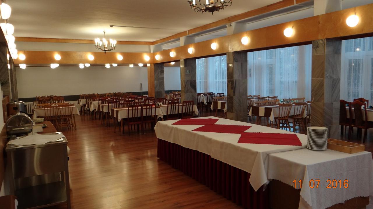 Gwarek Hotel กูโดวาสโดรยจ์ ภายนอก รูปภาพ
